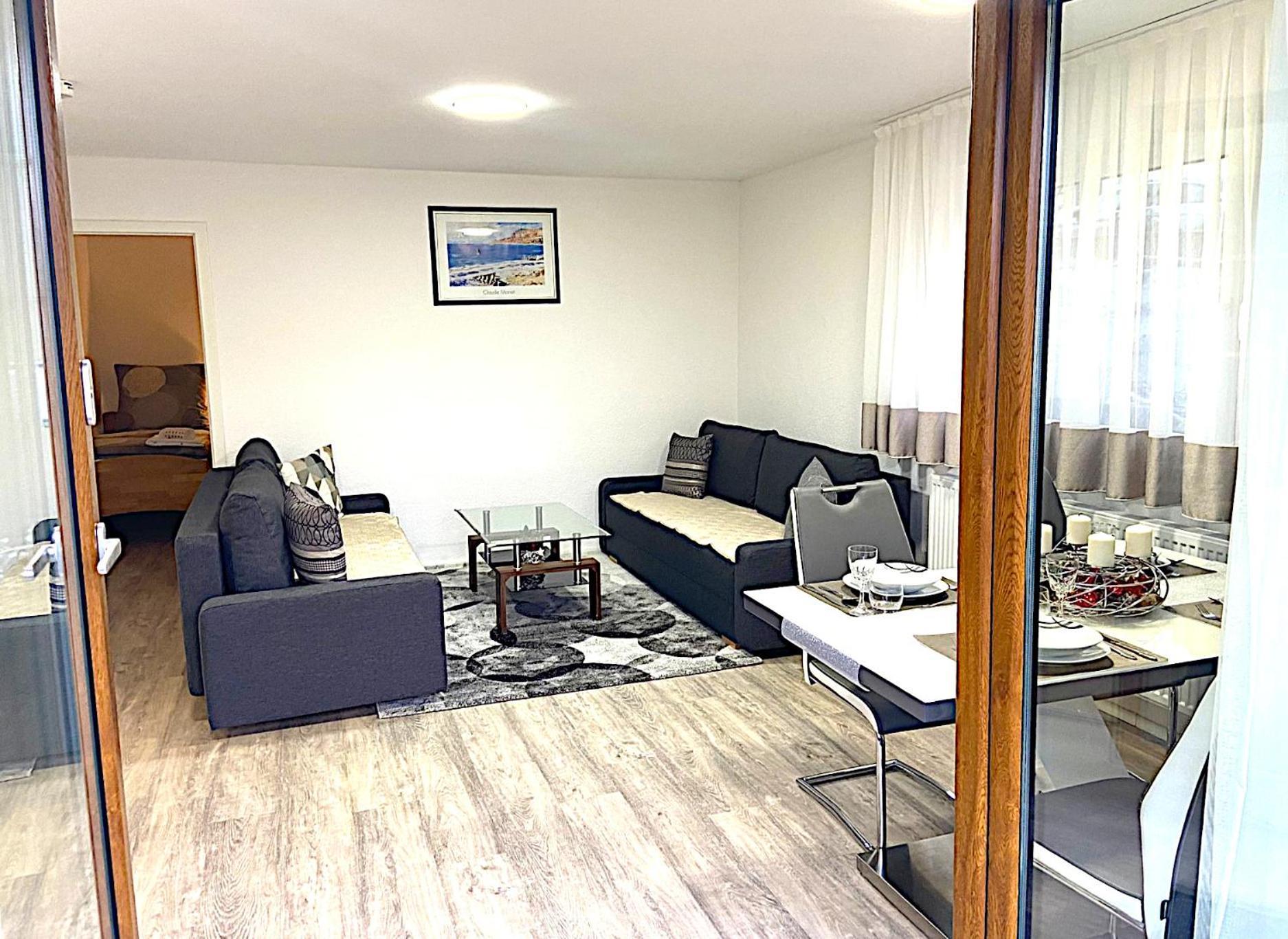 Charmanter Rueckzugsort Mit Grosser Terrasse In Idyllischer Umgebung Μπέμπλινγκεν Εξωτερικό φωτογραφία
