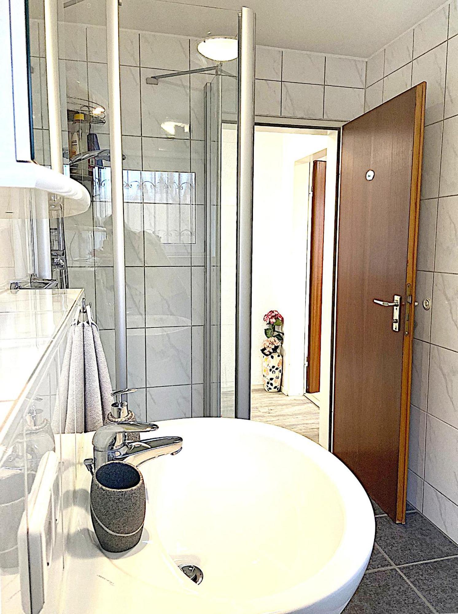 Charmanter Rueckzugsort Mit Grosser Terrasse In Idyllischer Umgebung Μπέμπλινγκεν Εξωτερικό φωτογραφία